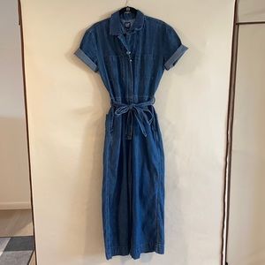 GAP Women’s Wide Leg Crop Denim Jumpsuit